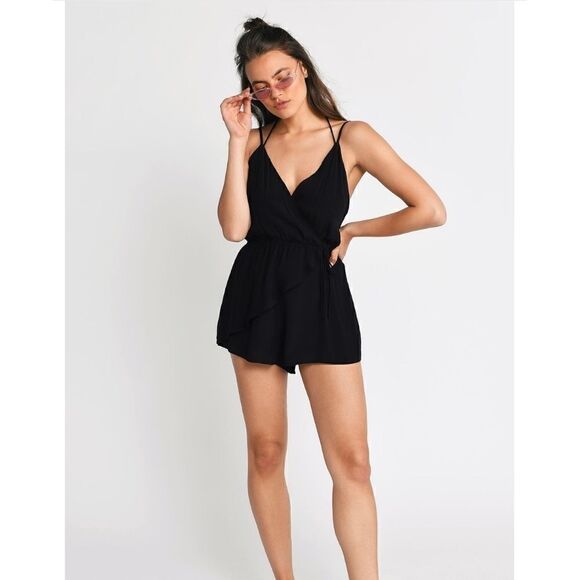 NWT Tobi Split Ways Wrap Romper - Picture 5 of 9